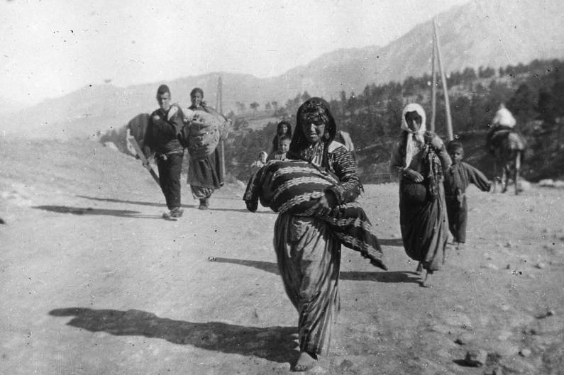 BİR ÇOCUĞUN ALGISINA İŞLEYEN ZULÜM (Mehmet Güzel)