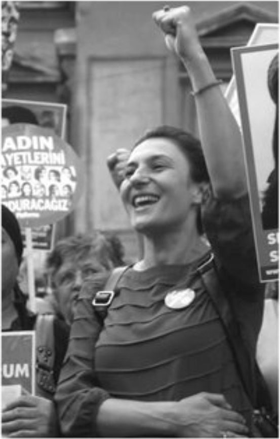 Kadın Mücadelesi: Emek, Özgürlük Ve Devrim İçin (İlkay Seven)